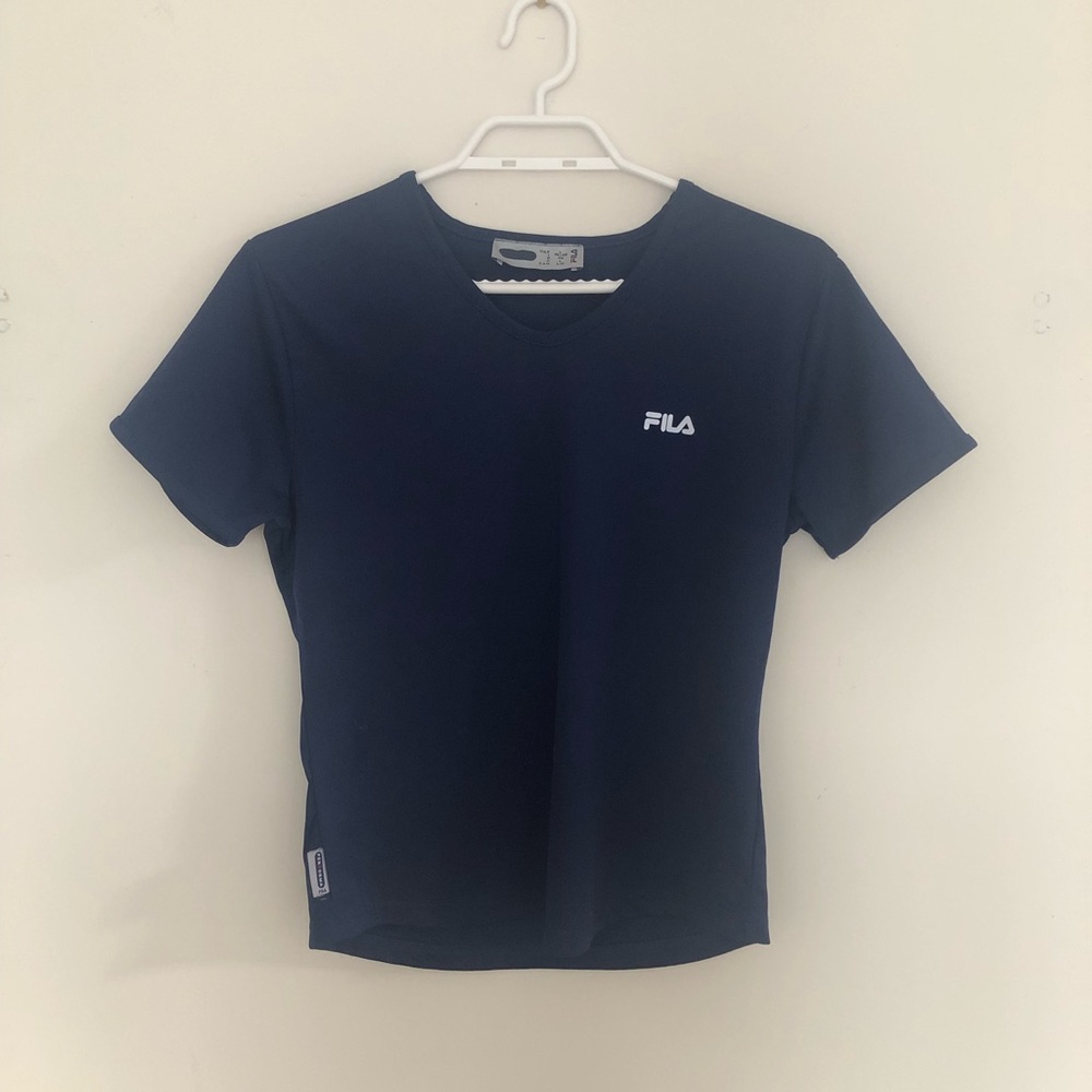 FILA T-SHIRT (L) FITS LIKE M